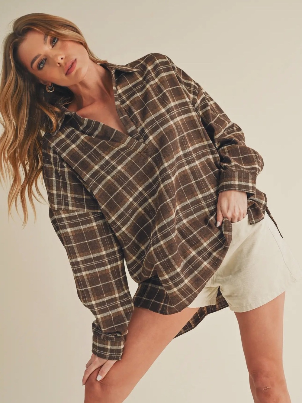 AEMI+CO Brown Plaid Women's Button-Up Blouse